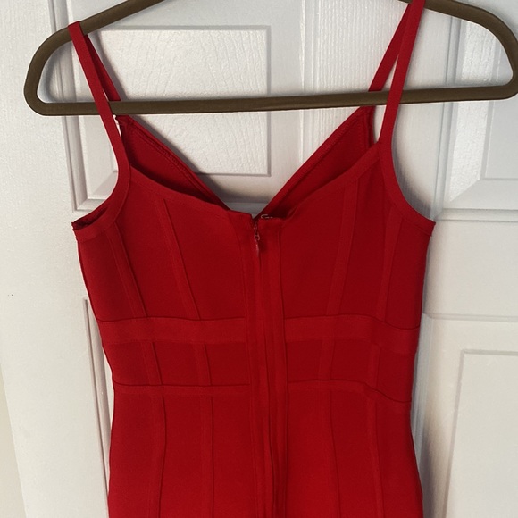 RED BANDAGE BODYCON DRESS - Picture 5 of 6